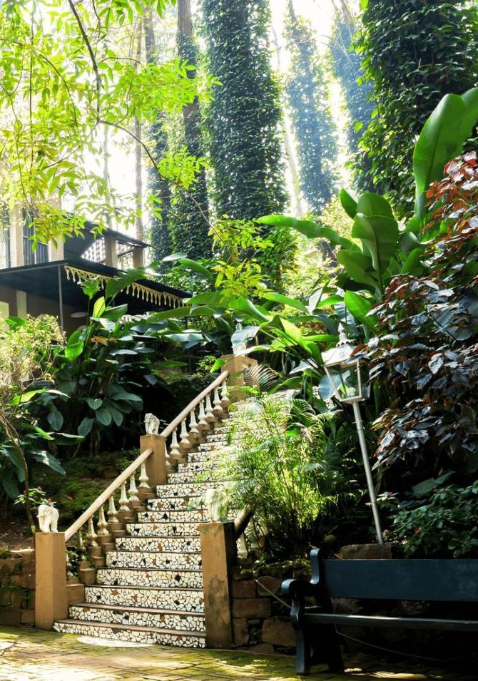 INDeco-Yercaud-landingpage-image1